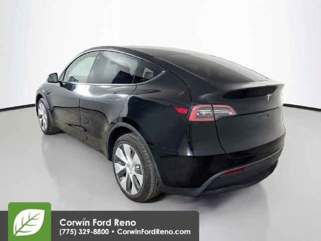 Used 2023 Tesla Model Y AWD image 5