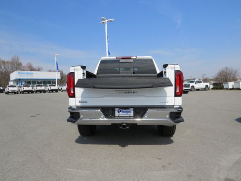 New 2026 GMC Sierra 1500 SLT w/ SLT Premium Plus Package image 31