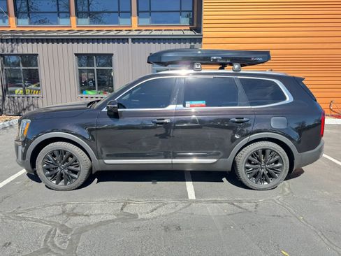 Used 2020 Kia Telluride SX w/ SX Prestige Package AWD/4WD image 2