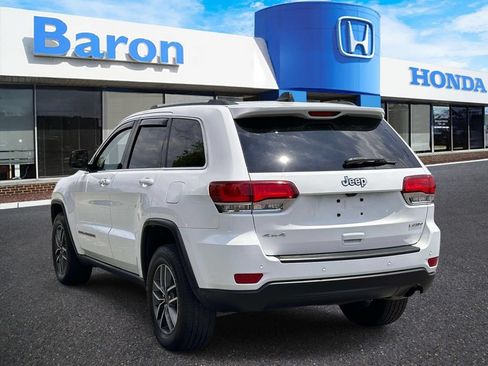 Used 2021 Jeep Grand Cherokee Laredo AWD/4WD image 4