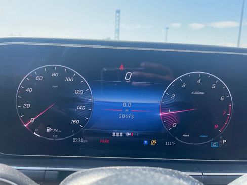 Used 2024 Mercedes-Benz GLE 350 4MATIC image 7