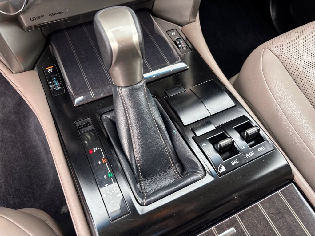 Used 2021 Lexus GX 460 Premium w/ Premium Package AWD/4WD image 29