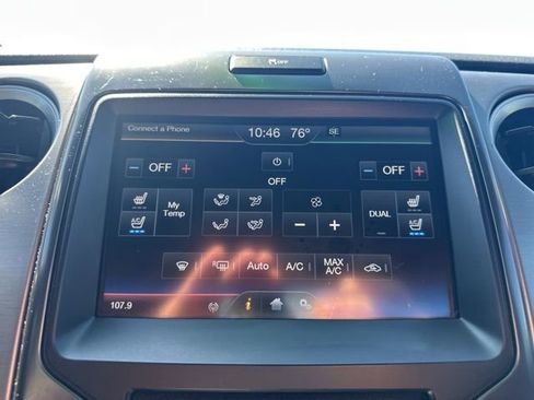 Used 2014 Ford F150 Raptor w/ Equipment Group 801A Luxury AWD/4WD image 37