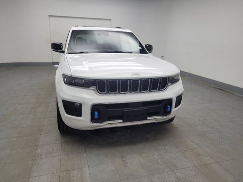 Used 2022 Jeep Grand Cherokee Overland w/ Luxury Tech Group IV image 14