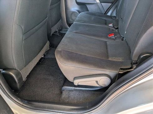 Used 2015 Toyota RAV4 XLE FWD image 17