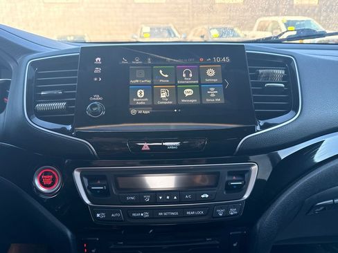 Used 2022 Honda Pilot Touring image 32