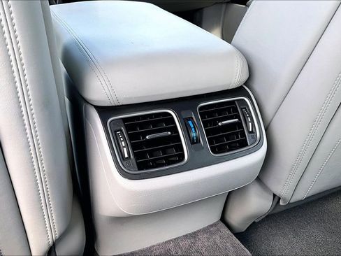 Used 2016 Acura RLX w/ Technology Package image 18