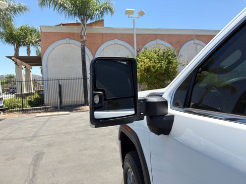Used 2023 GMC Sierra 2500 SLT w/ SLT Preferred Package AWD/4WD image 54