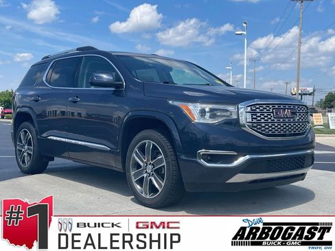 Used 2019 GMC Acadia Denali w/ Technology Package FWD image 1