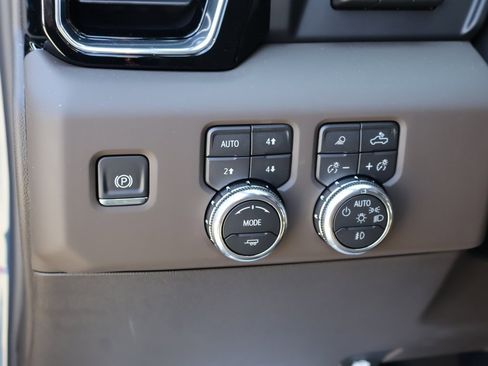 New 2026 GMC Sierra 1500 Denali w/ Denali Reserve Package image 13