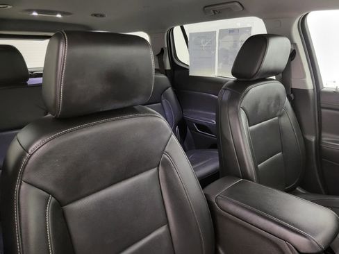 Certified 2023 GMC Acadia SLT image 41