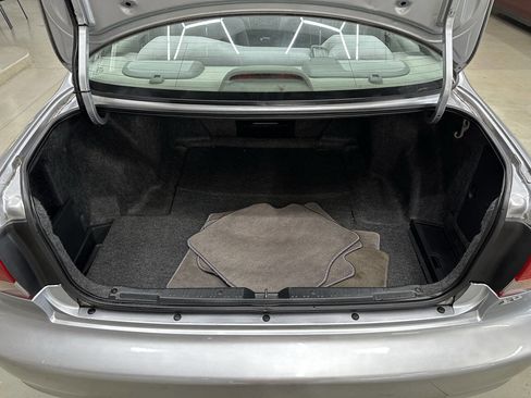 Used 2001 Honda Accord LX image 8