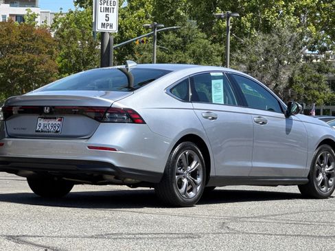 Used 2023 Honda Accord EX image 4