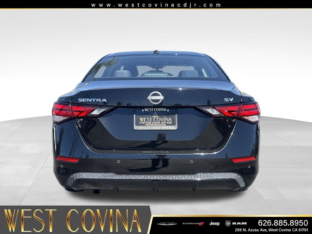 Used 2024 Nissan Sentra SV FWD image 9