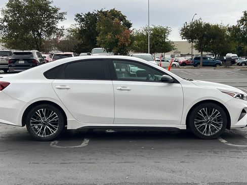 Certified 2022 Kia Forte GT-Line w/ GT-Line Premium Package image 3
