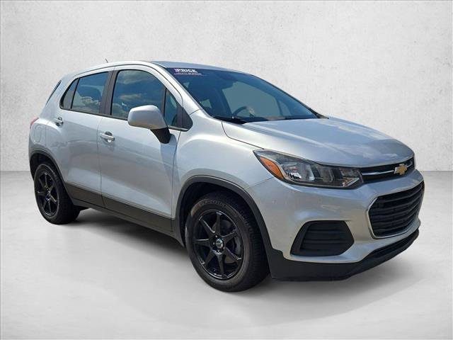 Used 2018 Chevrolet Trax LS FWD image 3