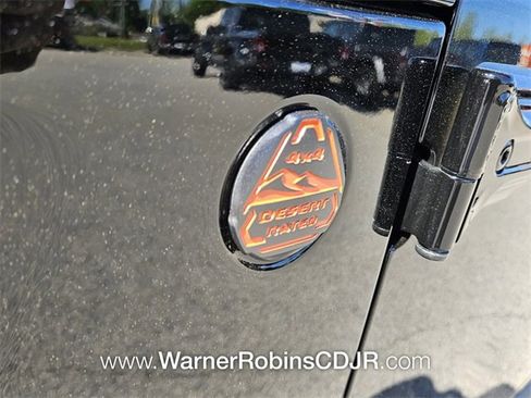 New 2025 Jeep Gladiator Mojave w/ Convenience Group image 17