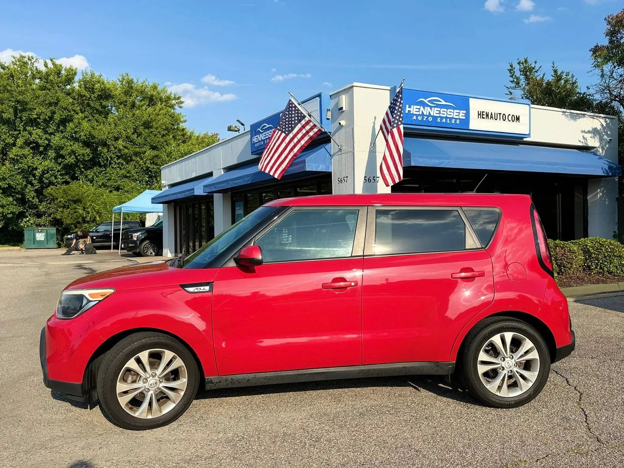 Used 2015 Kia Soul + FWD image 18