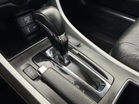 Used 2015 Honda Accord EX-L image 29