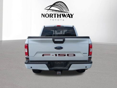Used 2018 Ford F150 XLT w/ Equipment Group 302A Luxury AWD/4WD image 4