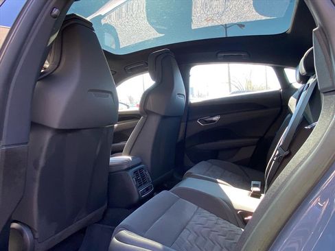 Used 2022 Audi e-tron GT Premium Plus w/ Performance Package image 17