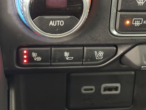 Certified 2023 GMC Yukon SLT w/ SLT Premium Package image 27