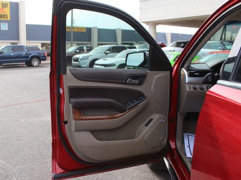 Used 2015 Chevrolet Tahoe LTZ AWD/4WD image 23