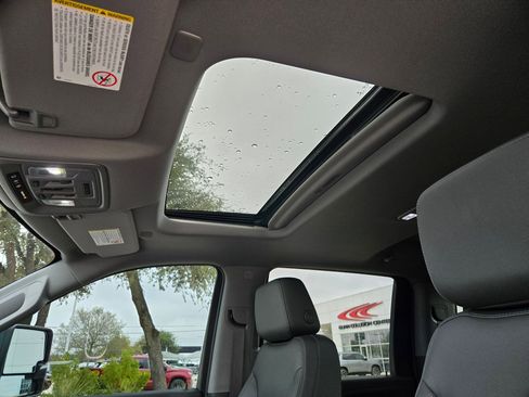 Certified 2022 Chevrolet Silverado 2500 LTZ w/ LTZ Plus Package image 14