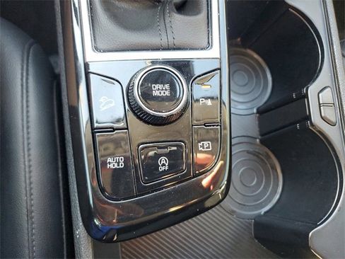 Certified 2023 Kia Sportage SX image 32