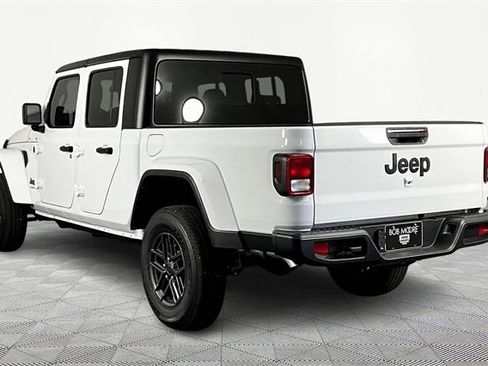 New 2026 Jeep Gladiator Sport image 4