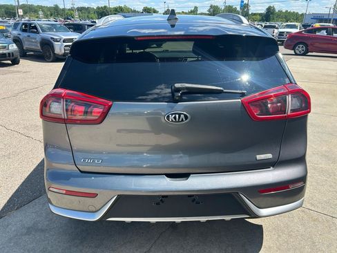 Used 2017 Kia Niro LX FWD image 6