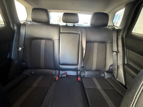 Used 2025 MAZDA CX-50 AWD 2.5 S w/ Select Package image 38