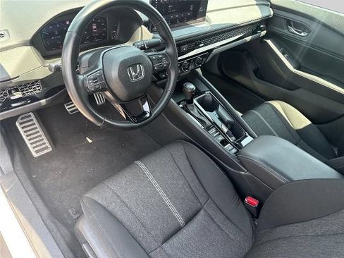 Used 2023 Honda Accord Sport image 10