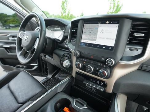 Used 2022 RAM 1500 Laramie AWD/4WD image 36