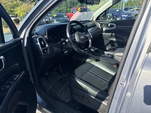 Certified 2021 Kia Sorento S AWD/4WD image 4
