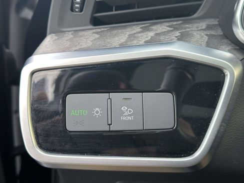 Used 2024 Audi A6 Premium Plus image 30