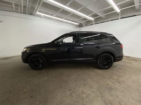 Used 2017 Audi Q7 3.0T Premium Plus image 3