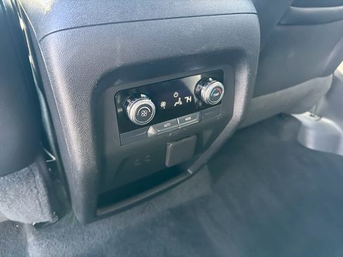 Used 2024 GMC Acadia Elevation image 18