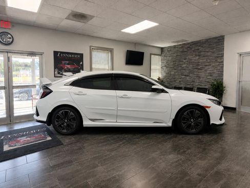 Used 2017 Honda Civic EX image 7