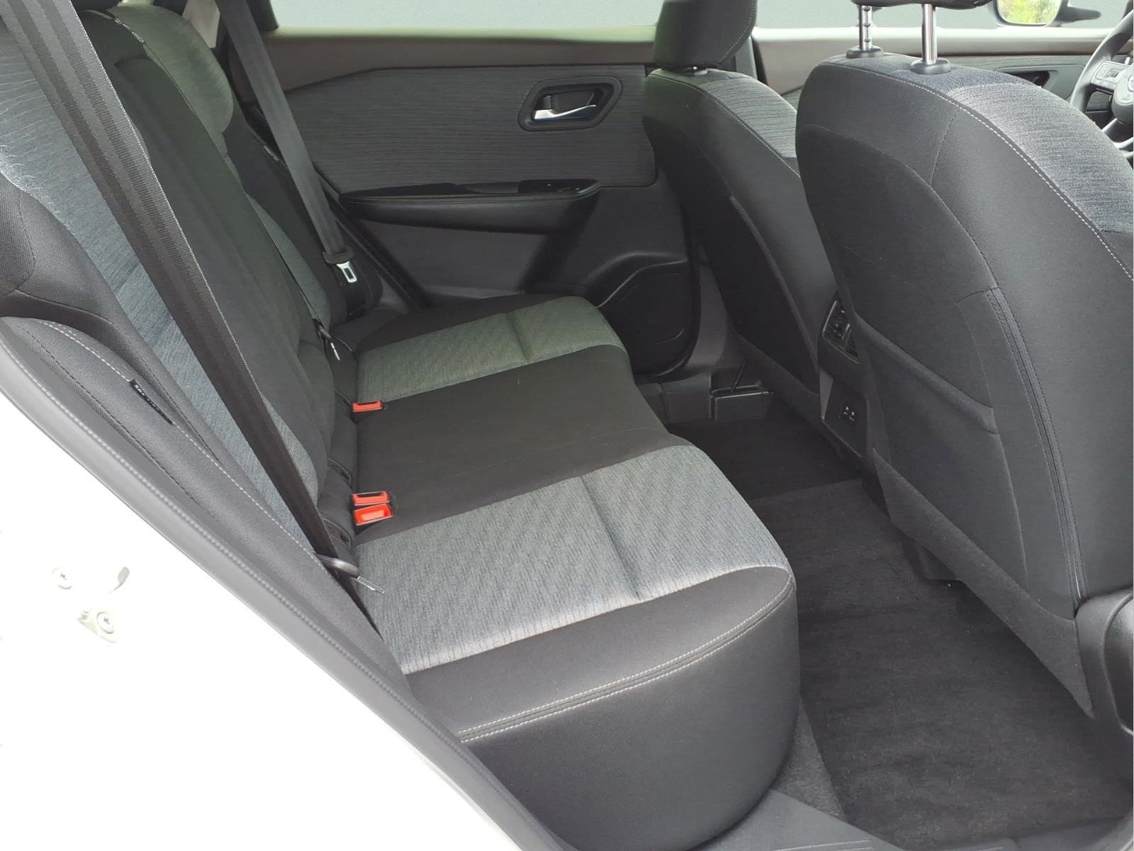 Certified 2023 Nissan Rogue SV AWD/4WD image 25