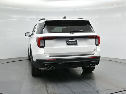 New 2026 Ford Explorer ST image 27