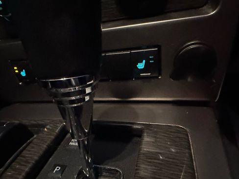 Used 2012 Jeep Liberty Limited Jet w/ Comfort/Convenience Group image 27