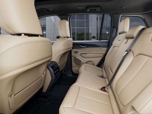 New 2026 Jeep Grand Cherokee Limited w/ Limited Altitude Package image 24