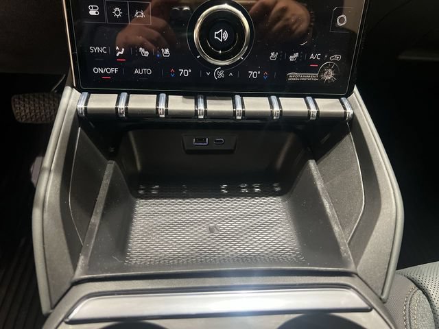 New 2026 GMC Terrain AT4 w/ Convenience Package III AWD/4WD image 17