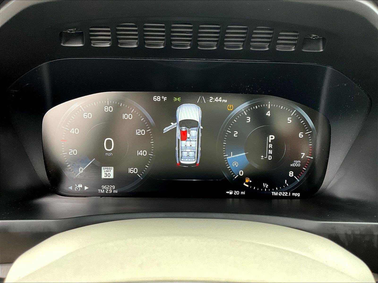 Used 2022 Volvo XC90 T5 Momentum AWD/4WD image 13