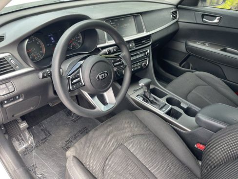 Used 2019 Kia Optima LX FWD image 10