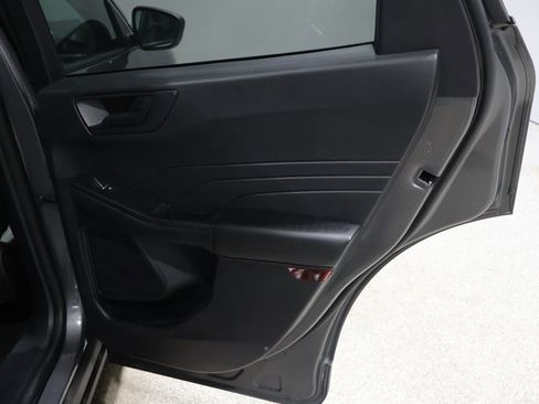 Used 2022 Ford Escape SE w/ Convenience Package image 21