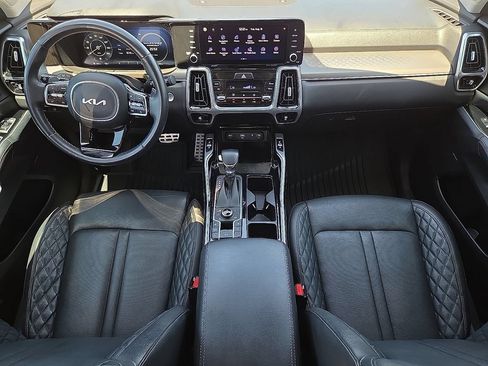 Used 2023 Kia Sorento SX AWD/4WD image 10