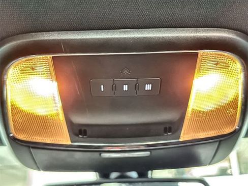 Used 2023 Dodge Charger GT w/ Blacktop Package image 18