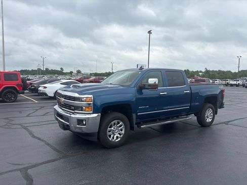 Used 2017 Chevrolet Silverado 3500 LTZ w/ Duramax Plus Package AWD/4WD image 4